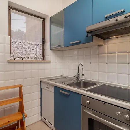 Appartement Cozy In With Kitchen Ika