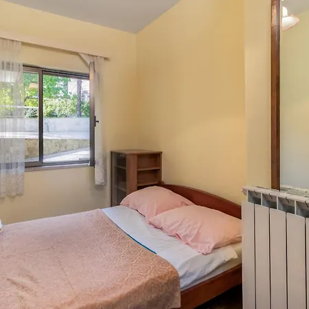 3 Bedroom Cozy In 伊卡